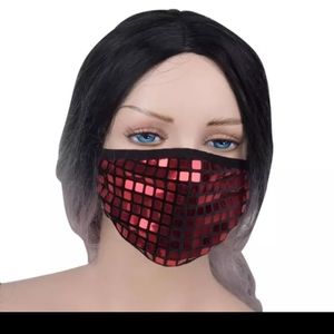 Stylish face mask with filter inserts